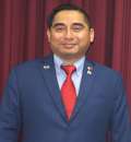 Mg. Carlos Oqueliz MartinezIngeniero Industrial, Universidad Nacional de Ingenieria, Maestro en Ingenieria Industrial con mencion en Planeamiento y Gestion Empresarial, Universidad Ricardo Palma. Estudios de especializacion en Desarrollo Gerencial en ESAN. Ex funcionario de SEDAPAL con desempeno en las areas de Logistica y Calidad. Docente universitario y consultor en las areas de Logistica, Aseguramiento de Calidad y Acreditacion. Miembro del Comite Directivo de la Escuela d