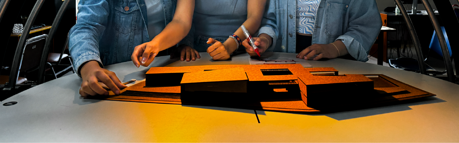 Banner 10.png
