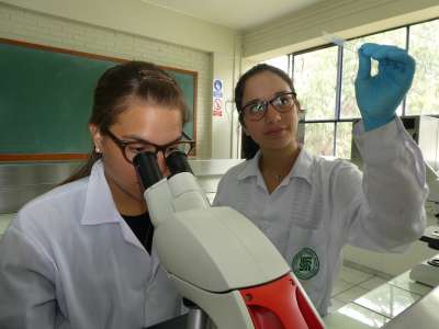 Microbiologia y Parasitologia en Salud